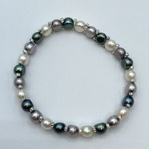 Freshwater Button Pearl White Gray Peacock Stretch Bracelet Boho Elegant